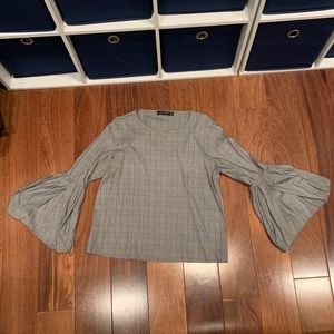 ZARA Women’s medium gray blouse